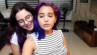 Homemade amateur lesbian webcam teenagers